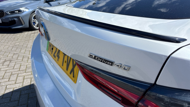 BMW i4 250kW eDrive40 M Sport 83.9kWh 5dr Auto Electric Hatchback